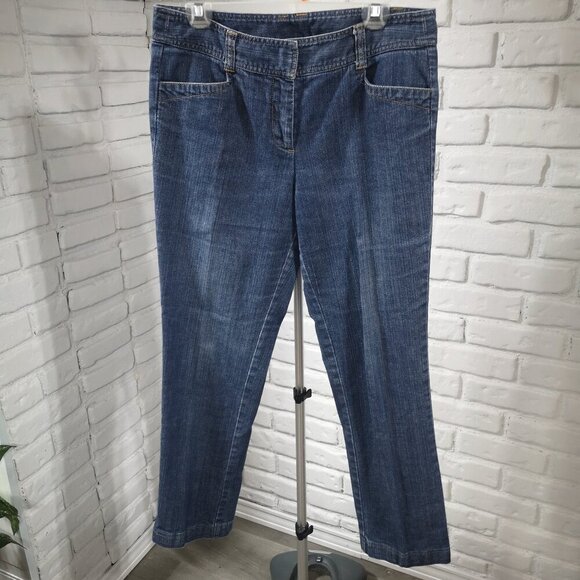Cleo Ladies Size 12 Straight Leg Medium Wash Blue Jeans - Picture 1 of 13